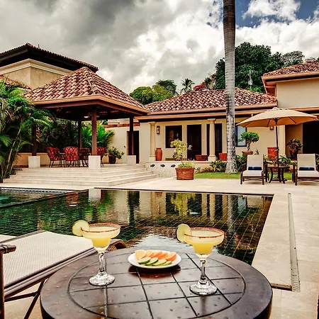 Casa Playa Bonita - Five Bedrooms
